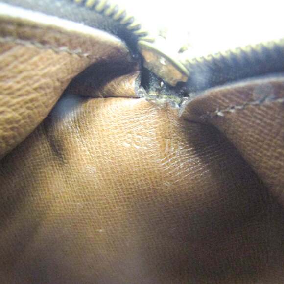 LOUIS VUITTON Authentic Brown Monogram Papillon Bag - Picture 15 of 15